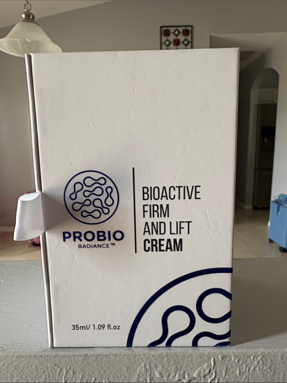 PROBIOTIC RADIANCE Bioactive Firm and Lift Cream — White